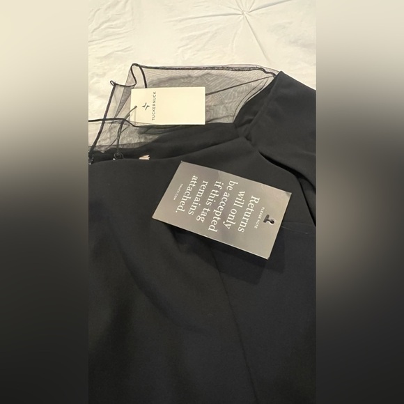 TUCKERNUCK Black Estelle Cape Dress - Picture 5 of 12